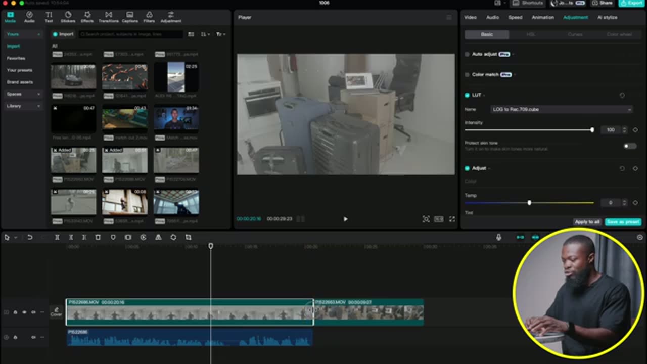 L-cut: o áudio do clip A seguindo sobre o clip B